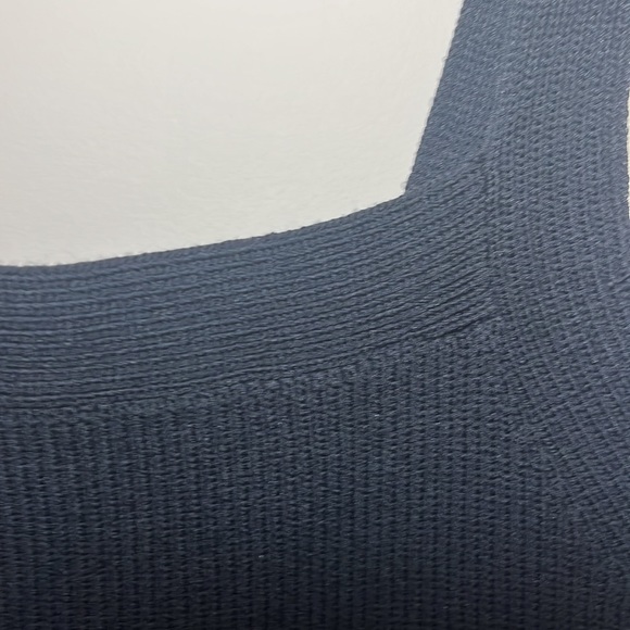 Aritzia Wilfred Top - Picture 3 of 5